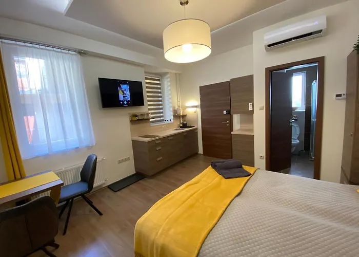 Frank & Fang Apartments Mk1