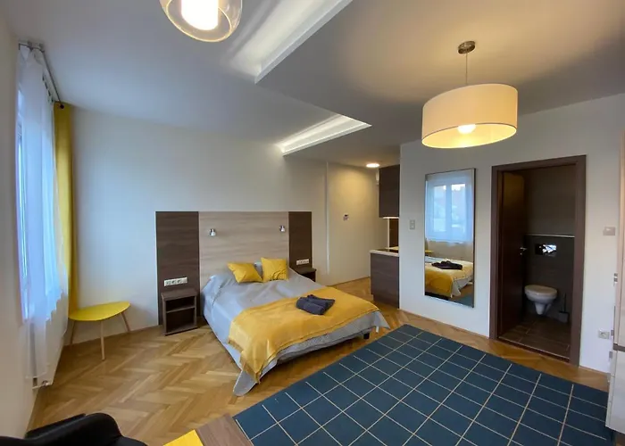 Frank & Fang Apartments Mk1