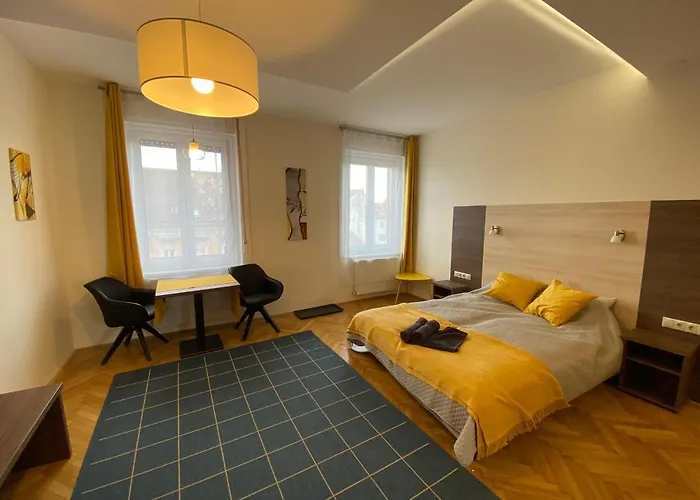 Frank & Fang Apartments Mk1