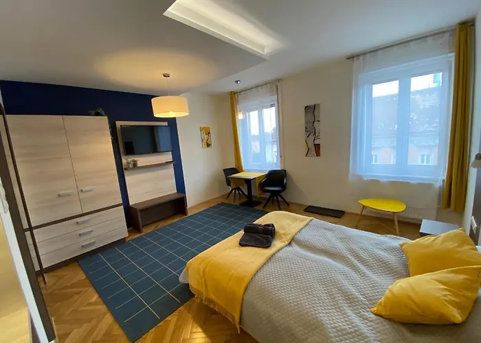 Frank & Fang Apartments Mk1