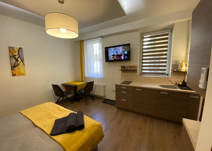 Frank & Fang Apartments Mk1